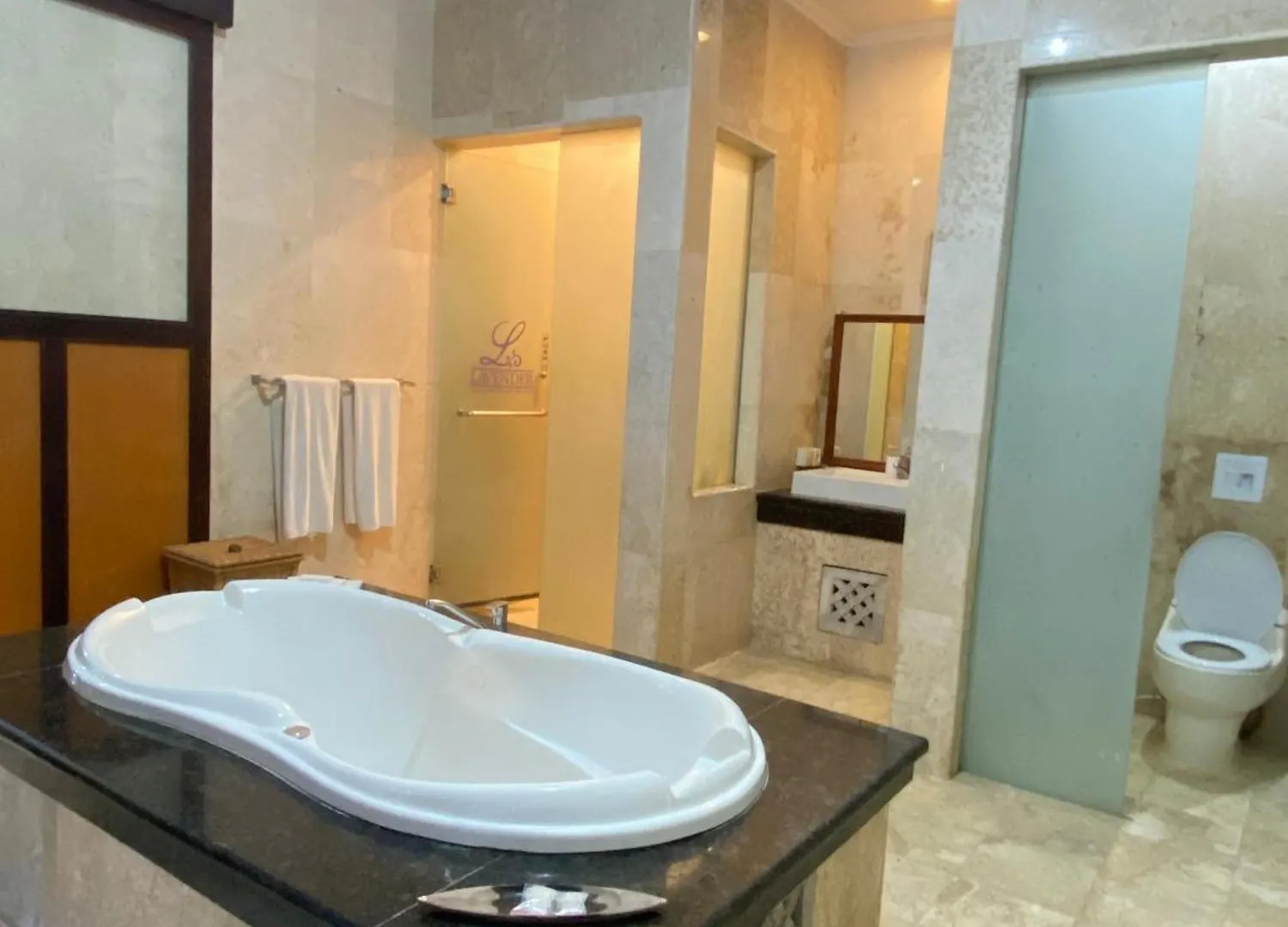 Privat Pool Villa At Kuta Kuta  0*, Kuta (Bali)